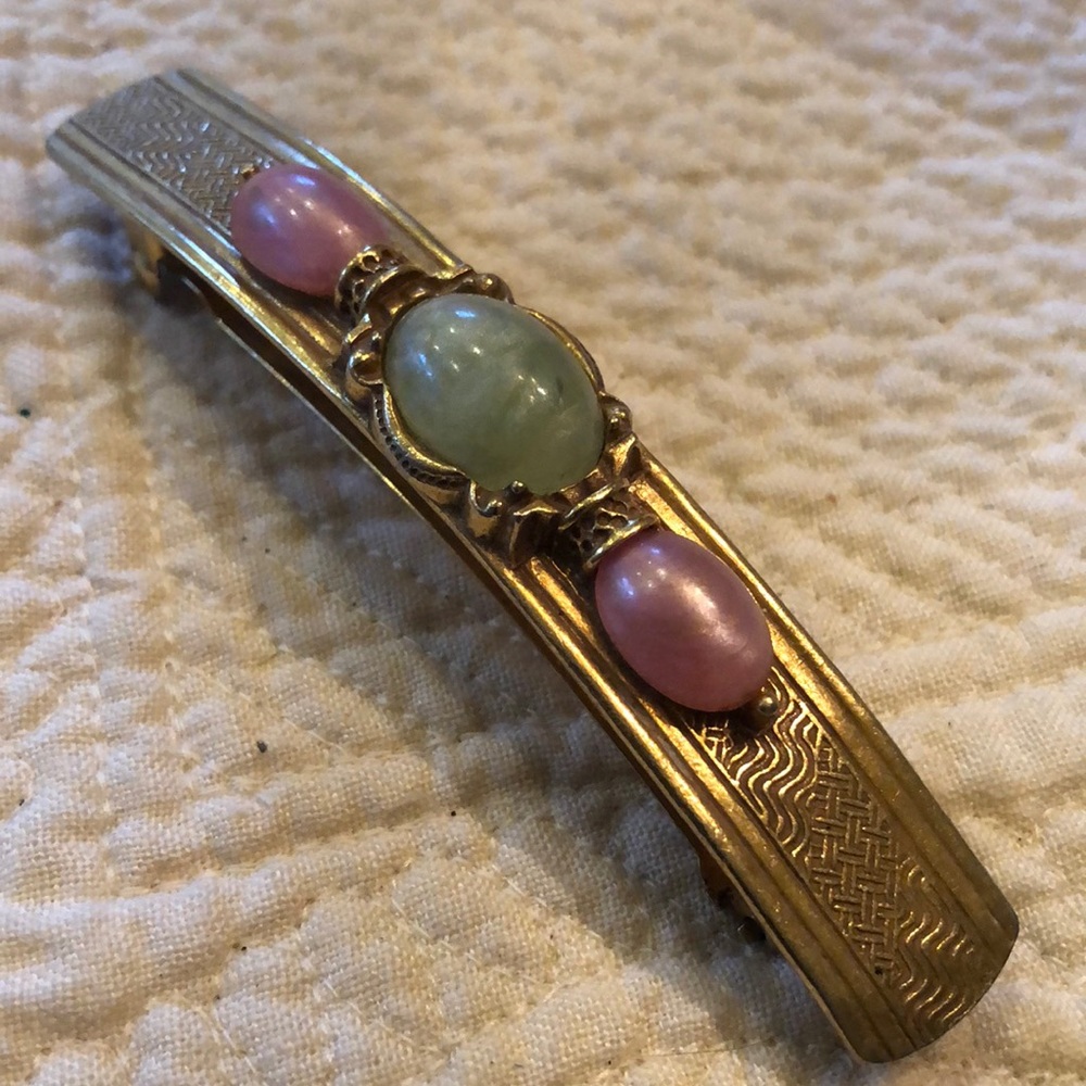 Victorian Inspired Brass surround oval faux pink pearls & aventurine may be real